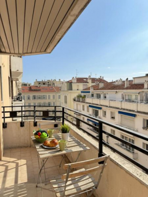 Magnifique logement au centre de Cannes POR1897